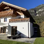 Max 3 Apartament